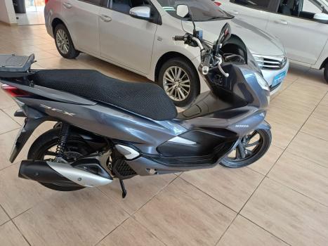 HONDA PCX 150 DLX, Foto 2