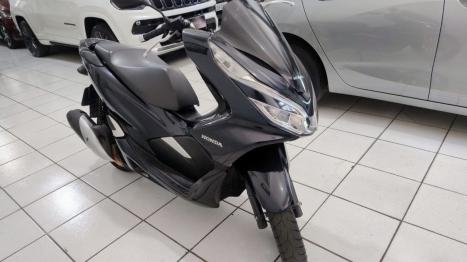 HONDA PCX 150 DLX, Foto 2