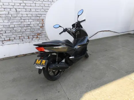 HONDA PCX 150 DLX, Foto 2