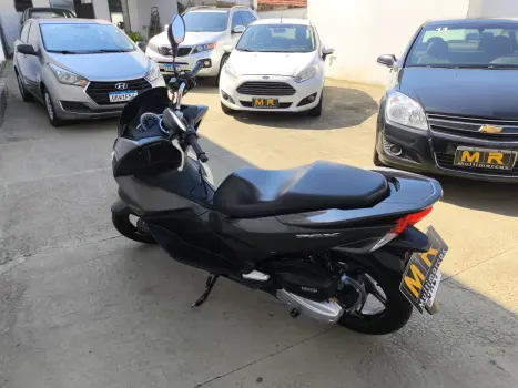 HONDA PCX 150 DLX, Foto 10