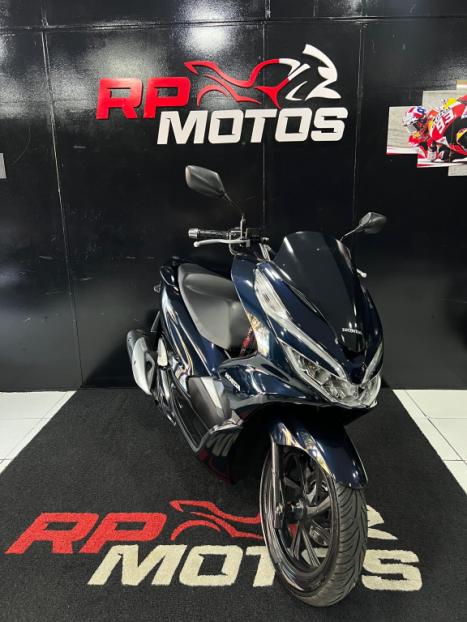 HONDA PCX 150 DLX, Foto 2