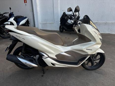 HONDA PCX 150 DLX, Foto 3