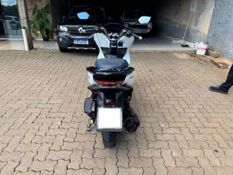 HONDA PCX 150 SPORT, Foto 2