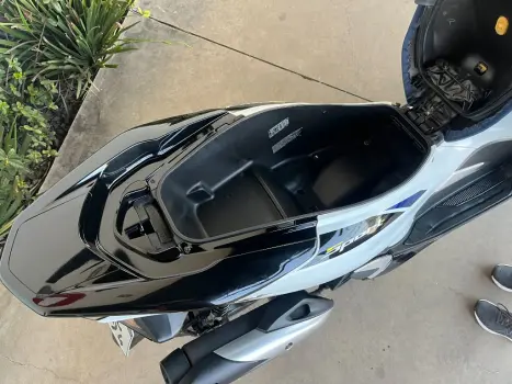 HONDA PCX 150 SPORT, Foto 9