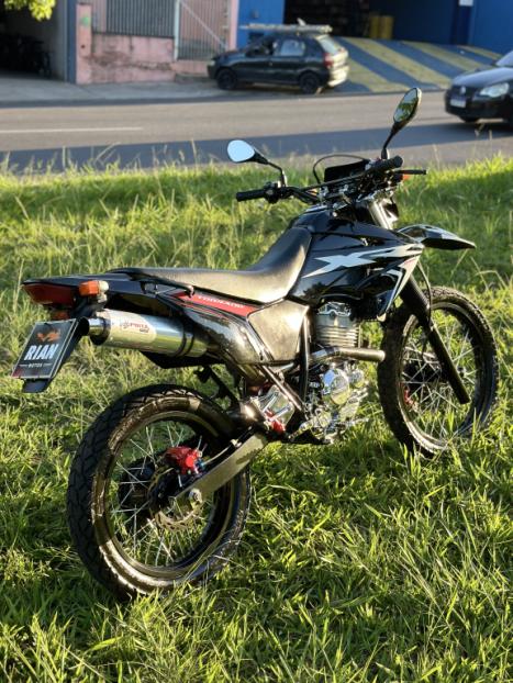 HONDA XR Tornado 250 , Foto 3