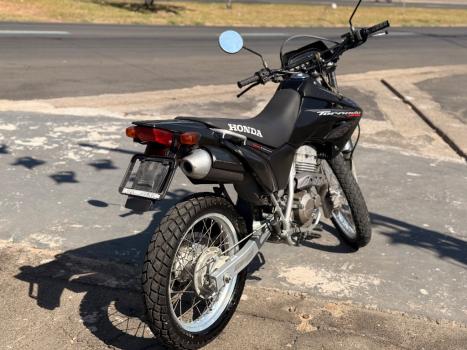 HONDA XR Tornado 250 , Foto 4