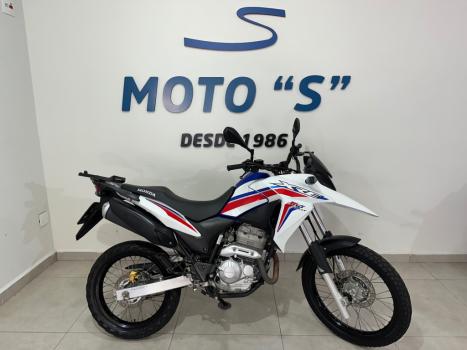 HONDA XRE 300 , Foto 1