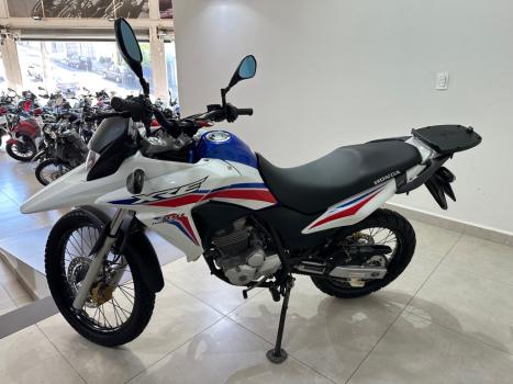 HONDA XRE 300 , Foto 4