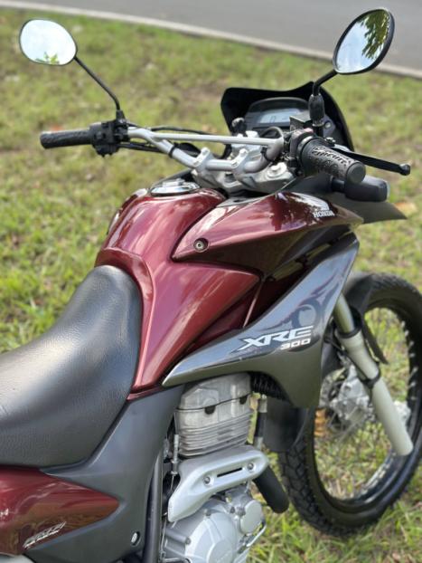 HONDA XRE 300 , Foto 8