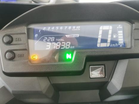 HONDA XRE 300 ABS, Foto 3
