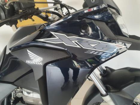 HONDA XRE 300 ABS, Foto 4