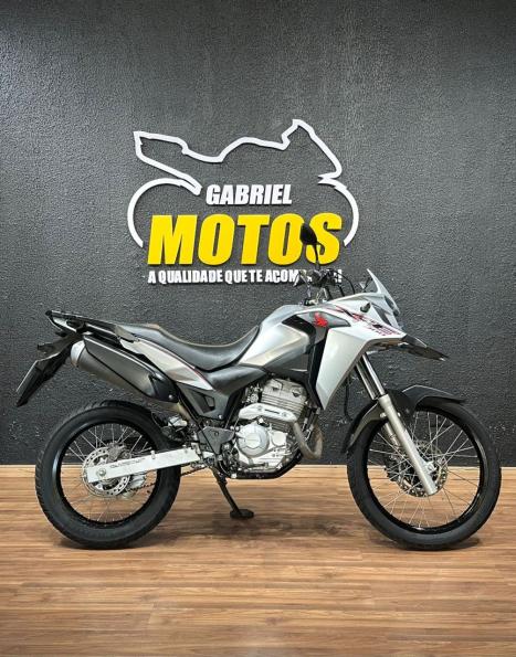 HONDA XRE 300 ABS, Foto 1