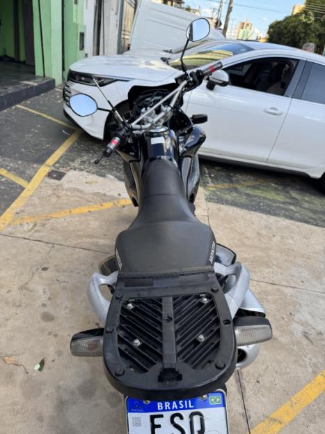 HONDA XRE 300 ABS, Foto 2