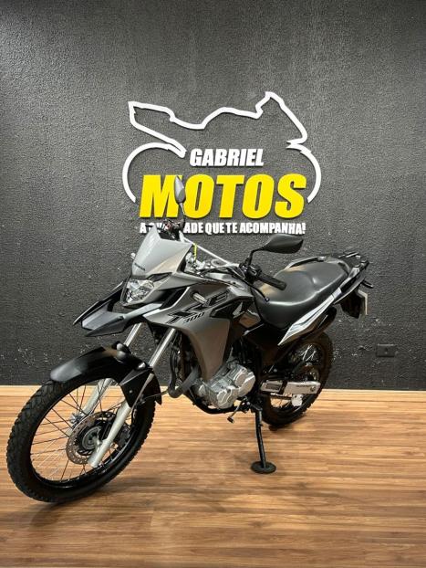 HONDA XRE 300 ABS, Foto 4