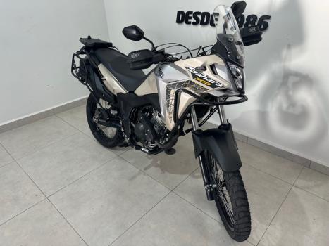 HONDA XRE 300 Sahara ADVENTURE, Foto 3