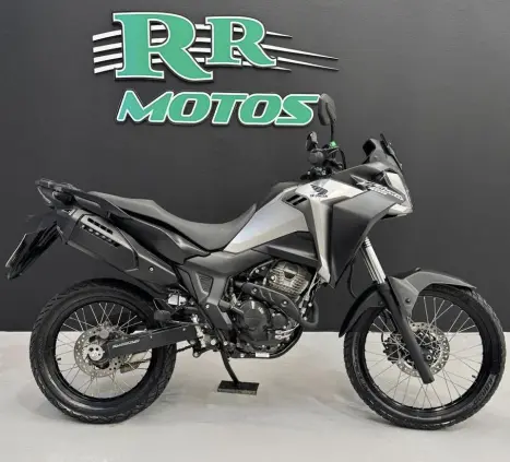 HONDA XRE 300 Sahara , Foto 2