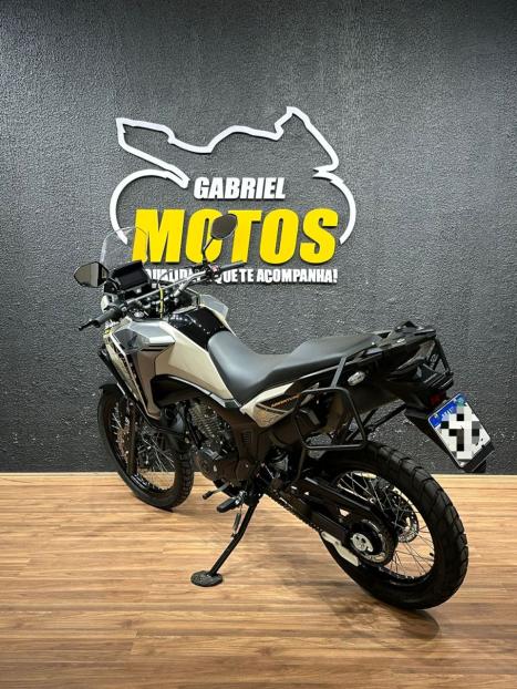 HONDA XRE 300 Sahara ADVENTURE, Foto 5