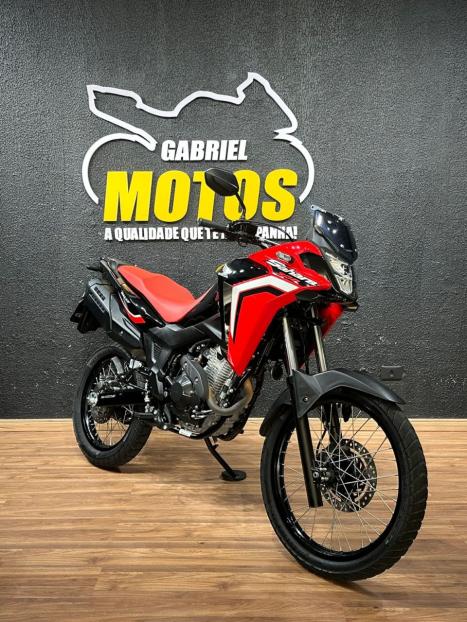 HONDA XRE 300 Sahara RALLYE, Foto 3