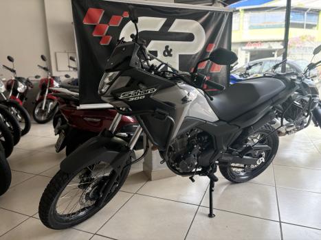 HONDA XRE 300 Sahara , Foto 5