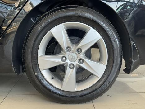 HYUNDAI Elantra 2.0 16V 4P FLEX GLS AUTOMTICO, Foto 9