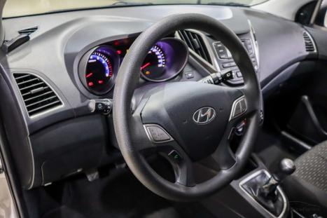 HYUNDAI HB 20 Hatch 1.0 12V 4P FLEX UNIQUE, Foto 4