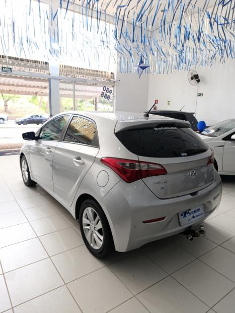 HYUNDAI HB 20 Hatch 1.6 16V 4P PREMIUM FLEX AUTOMTICO, Foto 4