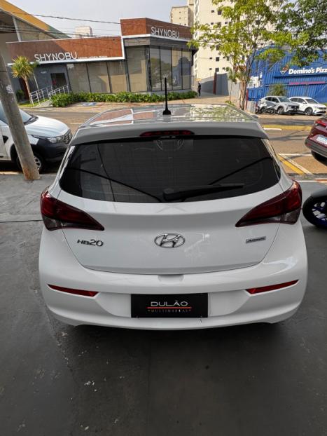 HYUNDAI HB 20 Hatch 1.6 16V 4P FLEX COMFORT PLUS AUTOMTICO, Foto 5