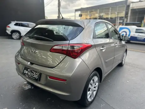 HYUNDAI HB 20 Hatch 1.6 16V 4P COMFORT FLEX AUTOMTICO, Foto 6