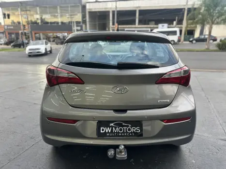 HYUNDAI HB 20 Hatch 1.6 16V 4P COMFORT FLEX AUTOMTICO, Foto 9