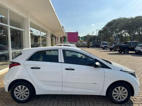 HYUNDAI HB 20 Hatch 1.0 12V 4P FLEX UNIQUE, Foto 4