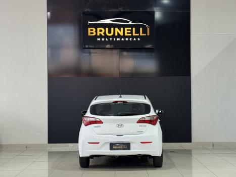 HYUNDAI HB 20 Hatch 1.6 16V 4P FLEX COMFORT PLUS AUTOMTICO, Foto 4