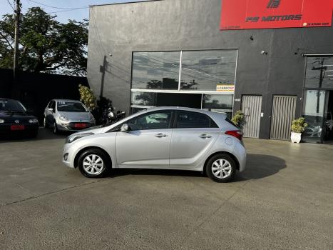 HYUNDAI HB 20 Hatch 1.6 16V 4P COMFORT STYLE FLEX, Foto 2