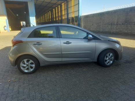 HYUNDAI HB 20 Hatch 1.6 16V 4P COMFORT STYLE FLEX, Foto 5
