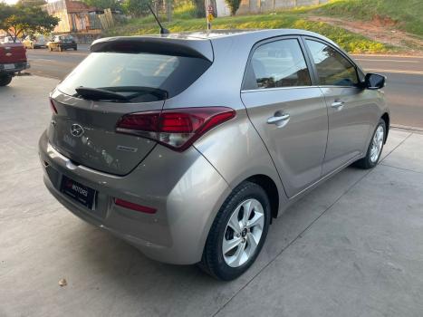 HYUNDAI HB 20 Hatch 1.6 16V 4P PREMIUM FLEX AUTOMTICO, Foto 4