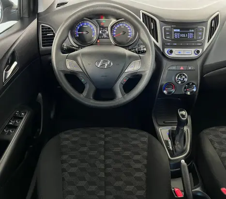 HYUNDAI HB 20 Hatch 1.6 16V 4P FLEX COMFORT PLUS AUTOMTICO, Foto 12