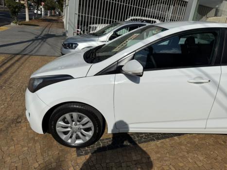 HYUNDAI HB 20 Hatch 1.6 16V 4P FLEX COMFORT PLUS AUTOMTICO, Foto 8