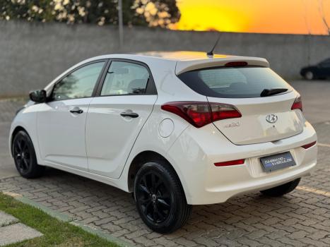 HYUNDAI HB 20 Hatch 1.0 12V 4P FLEX UNIQUE, Foto 3