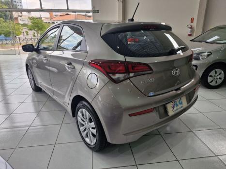 HYUNDAI HB 20 Hatch 1.6 16V 4P FLEX COMFORT PLUS, Foto 2