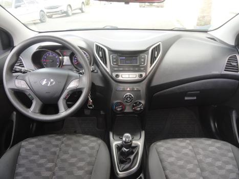 HYUNDAI HB 20 Hatch 1.6 16V 4P FLEX COMFORT PLUS, Foto 14