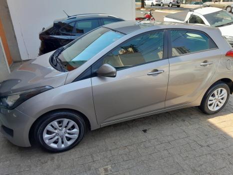 HYUNDAI HB 20 Hatch 1.6 16V 4P FLEX COMFORT PLUS AUTOMTICO, Foto 3