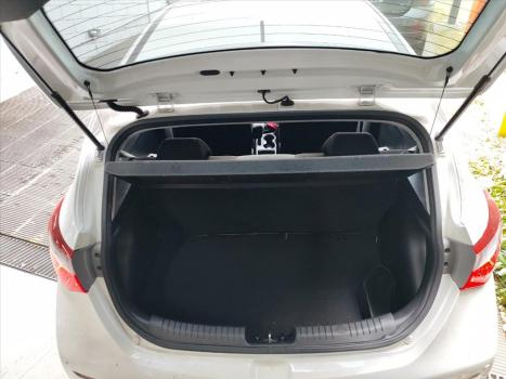 HYUNDAI HB 20 Hatch 1.6 16V 4P FLEX COMFORT PLUS AUTOMTICO, Foto 12