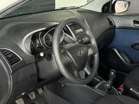 HYUNDAI HB 20 Hatch 1.6 16V 4P FLEX COMFORT PLUS, Foto 9