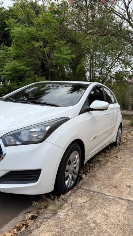 HYUNDAI HB 20 Hatch 1.6 16V 4P FLEX COMFORT STYLE AUTOMTICO, Foto 2