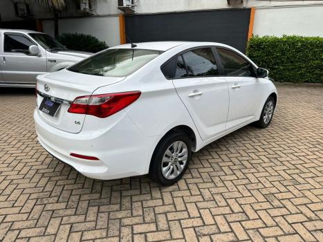 HYUNDAI HB 20 Sedan 1.6 16V 4P FLEX COMFORT PLUS, Foto 5