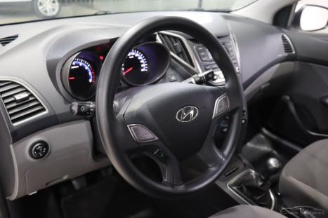 HYUNDAI HB 20 Sedan 1.0 12V 4P FLEX COMFORT PLUS, Foto 4