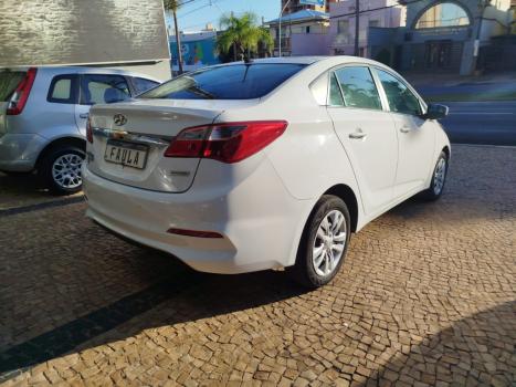 HYUNDAI HB 20 Sedan 1.6 16V 4P FLEX COMFORT AUTOMTICO, Foto 4