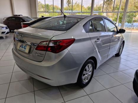 HYUNDAI HB 20 Sedan 1.6 16V 4P FLEX COMFORT PLUS AUTOMTICO, Foto 4