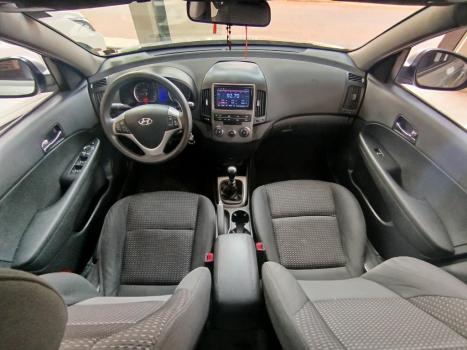 HYUNDAI I30 2.0 16V 4P GLS, Foto 9