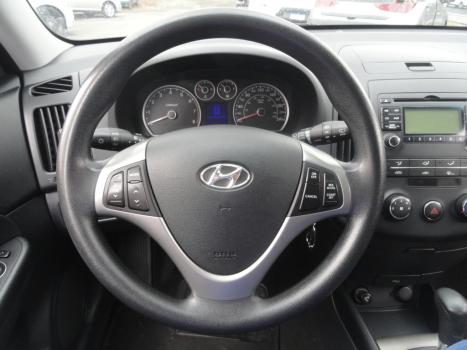 HYUNDAI I30 2.0 16V 4P, Foto 8