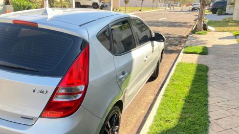 HYUNDAI I30 2.0 16V 4P GLS, Foto 5